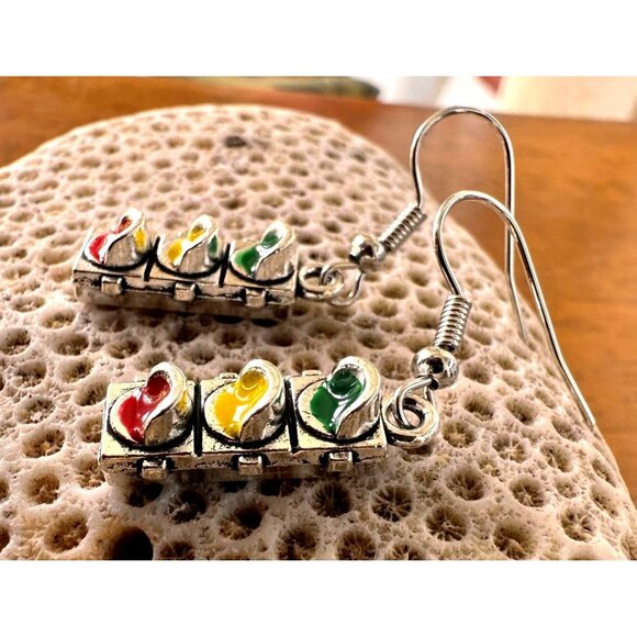 Traffic Light Earrings Signal New Dangle Hooks Stop Wait Go Crossing Gua… - Picture 11 of 13
